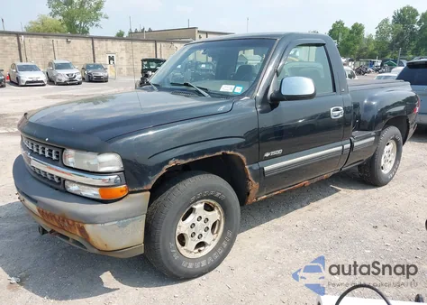 2001 Chevrolet Silverado 1500 Ls из США, поврежденный, VIN 1GCEK14T81Z107806
